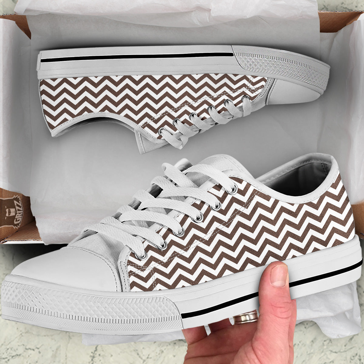 Brown Zigzag Print Pattern White Low Top Shoes-grizzshop