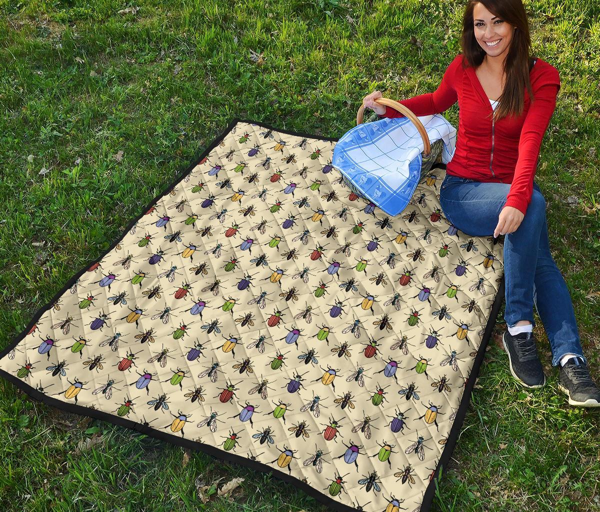 Bug Pattern Print Quilt-grizzshop