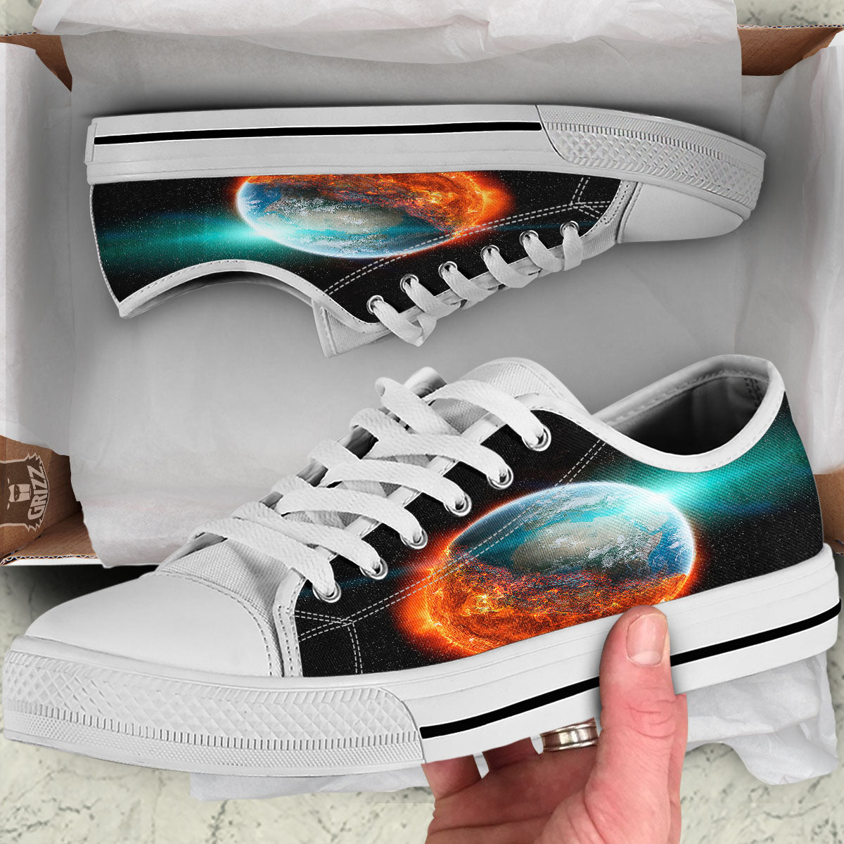 Burning Planet Print White Low Top Shoes-grizzshop