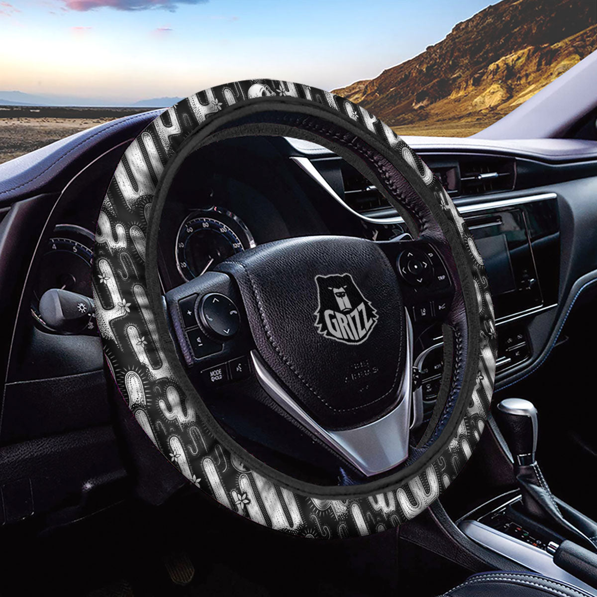 Cactus White And Black Print Pattern Car Steering Wheel Cover-grizzshop