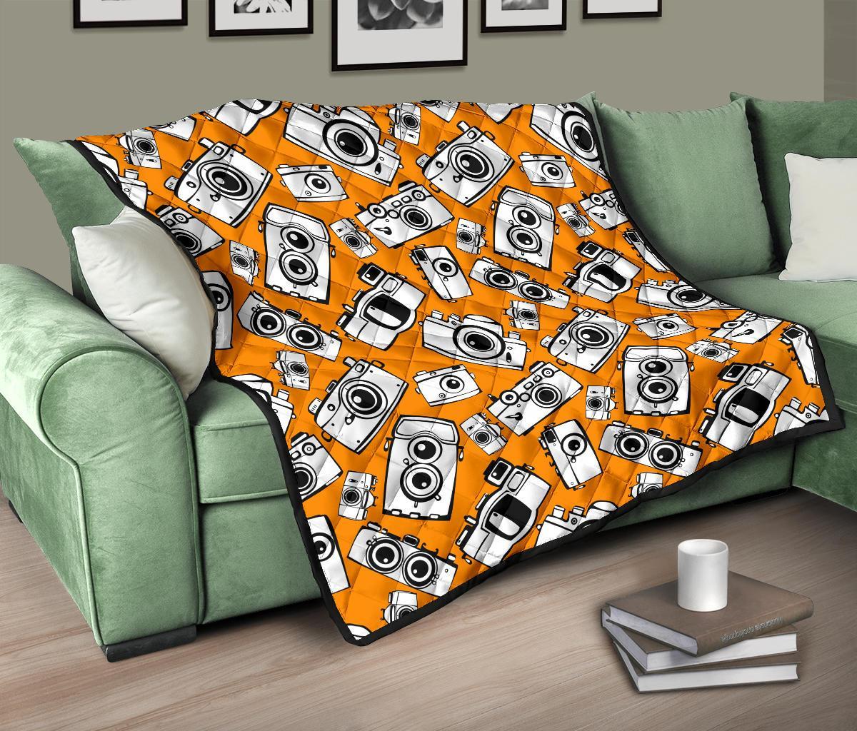 Camera Pattern Print Quilt-grizzshop