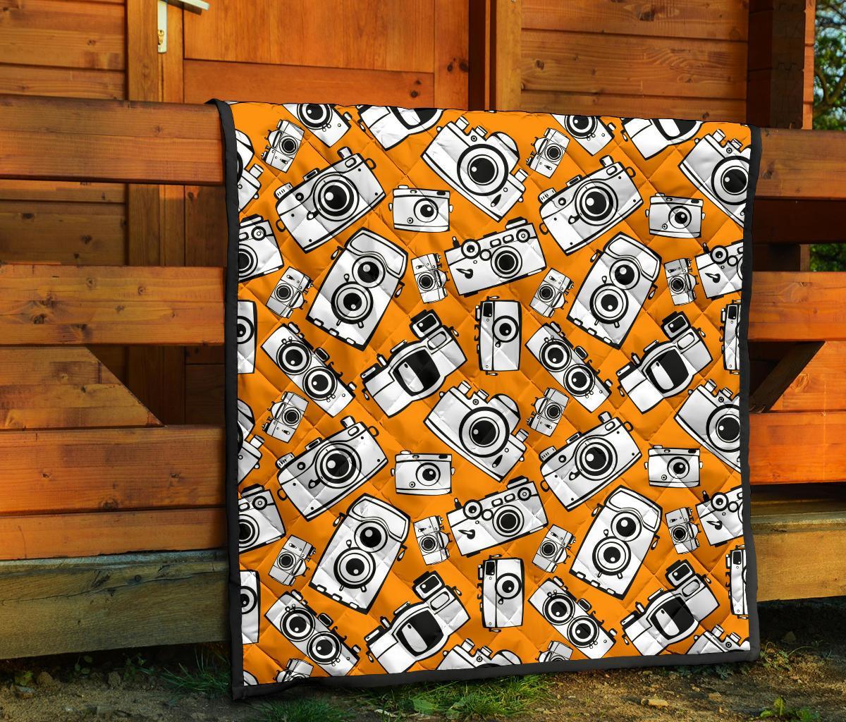Camera Pattern Print Quilt-grizzshop