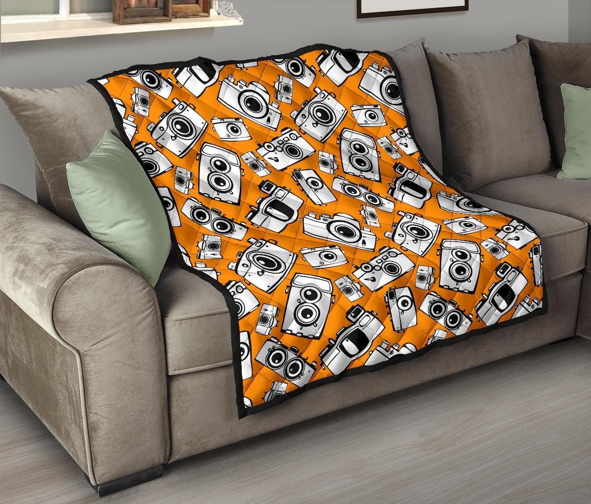 Camera Pattern Print Quilt-grizzshop