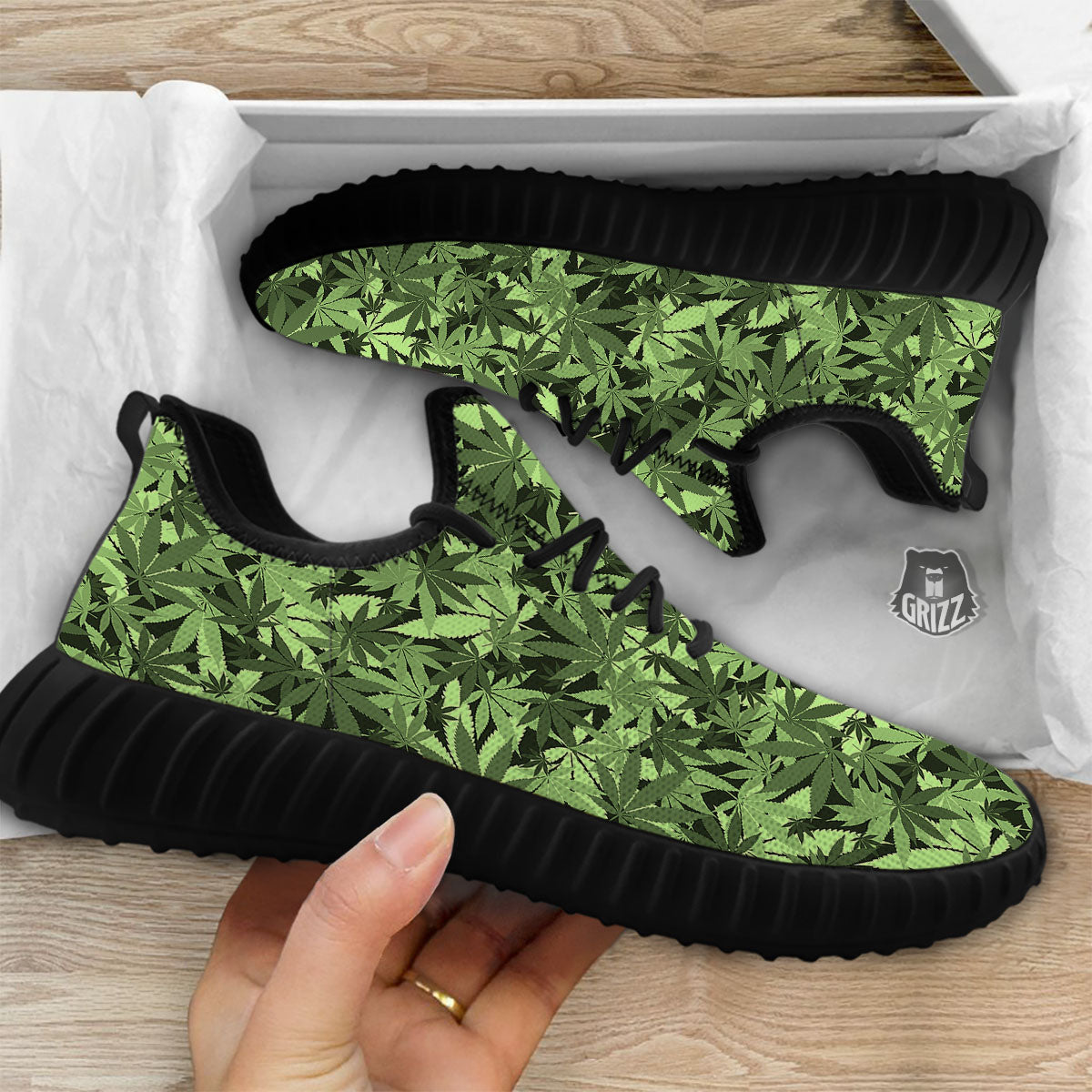 Cannabis Leaf Green Print Pattern Black Walking Shoes-grizzshop