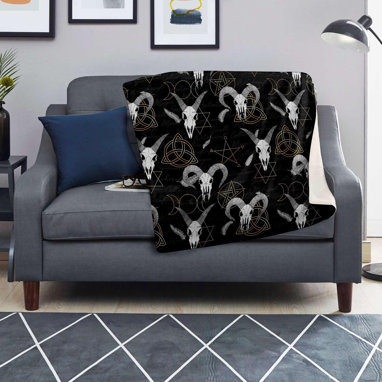 Capricorn Astrology Witch Gothic Blanket-grizzshop