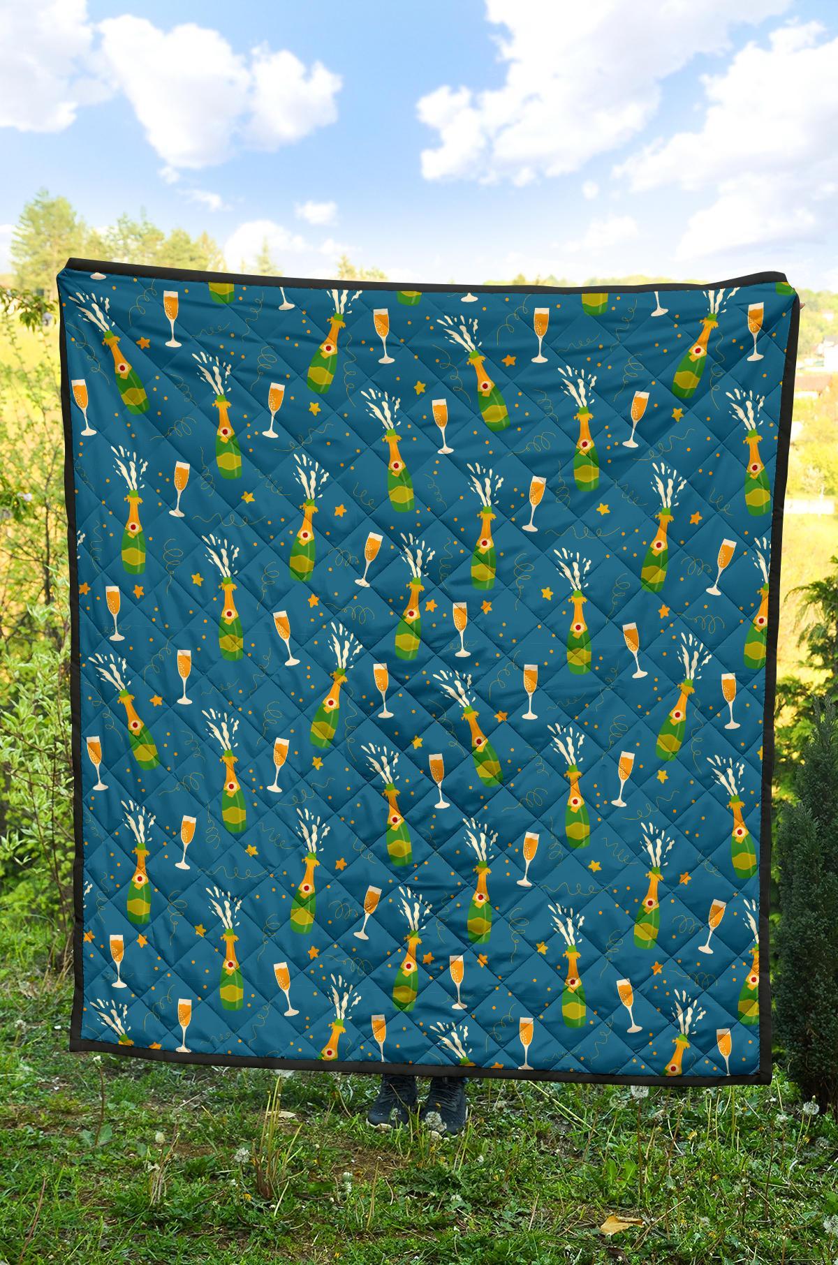 Celebrate Champagne Print Pattern Quilt-grizzshop