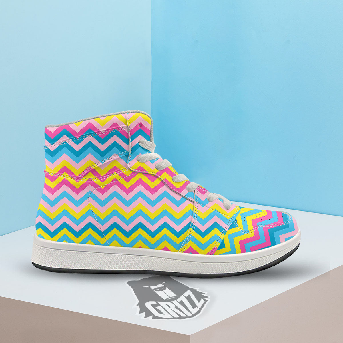 Chevron Rainbow Print Pattern High Top Sneakers-grizzshop