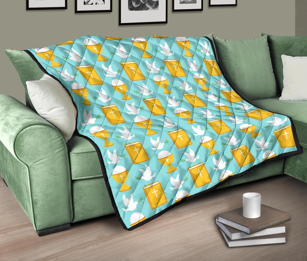 Christian Dove Pattern Print Quilt-grizzshop