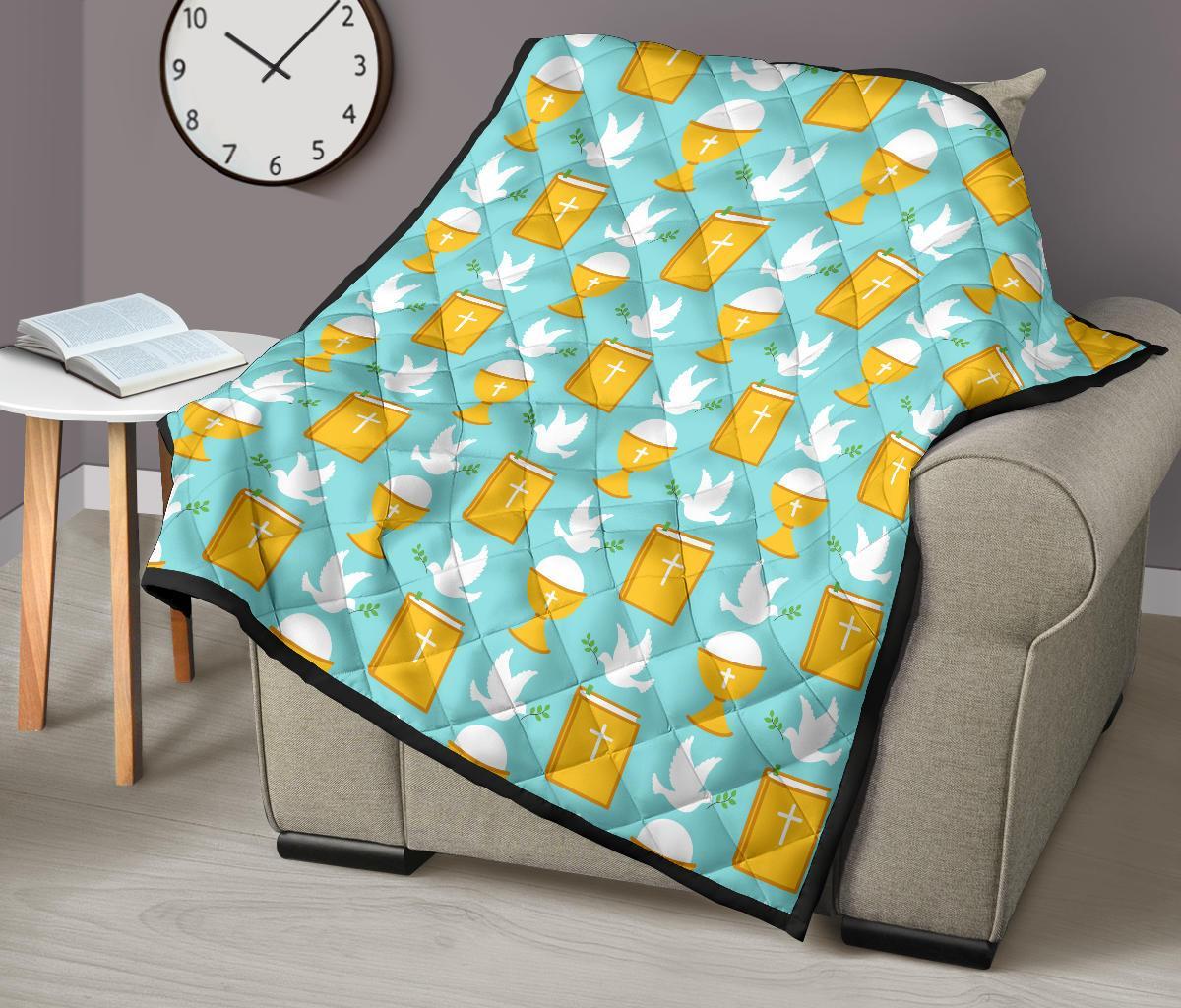 Christian Dove Pattern Print Quilt-grizzshop
