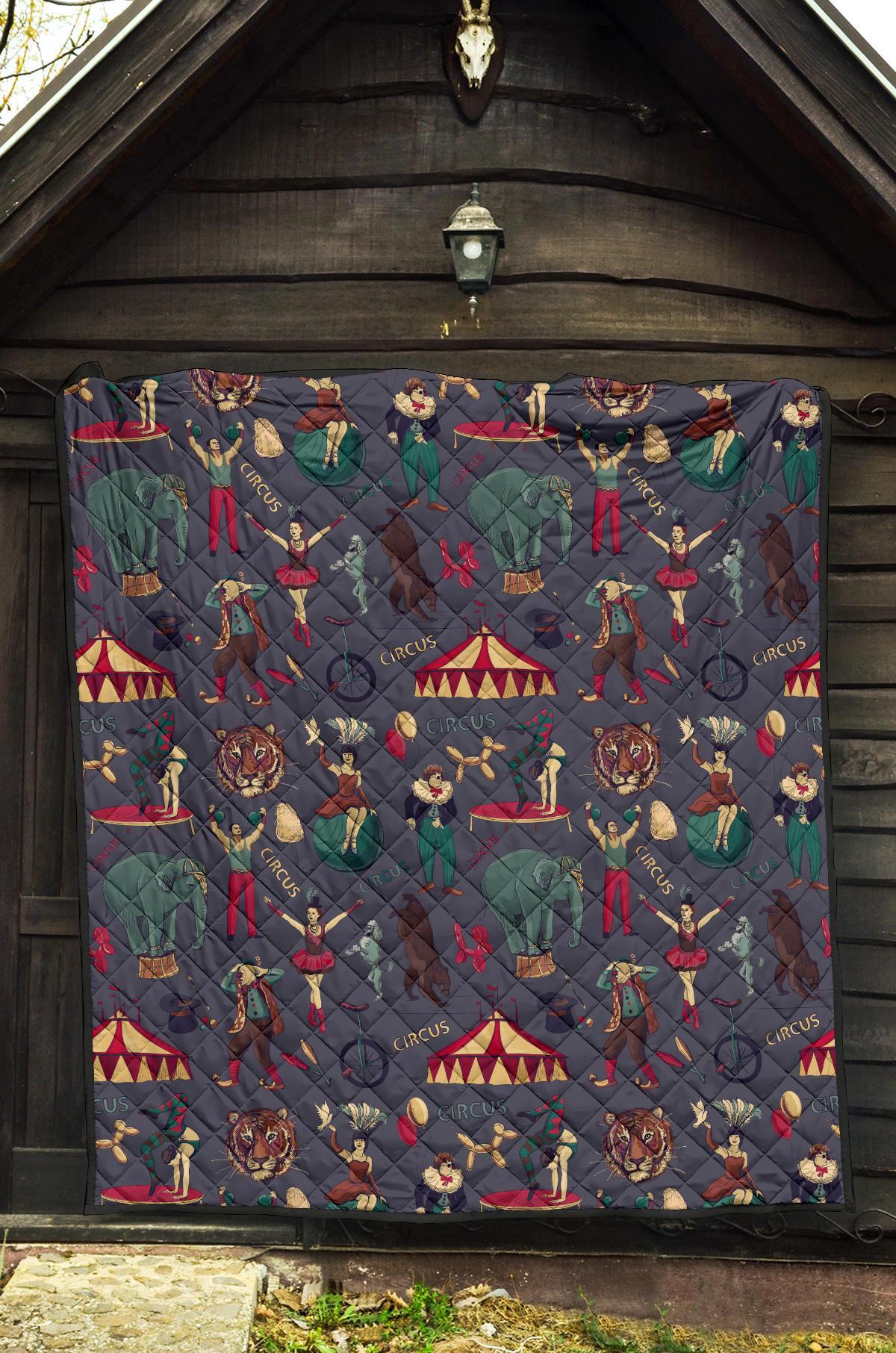 Circus Print Pattern Quilt-grizzshop