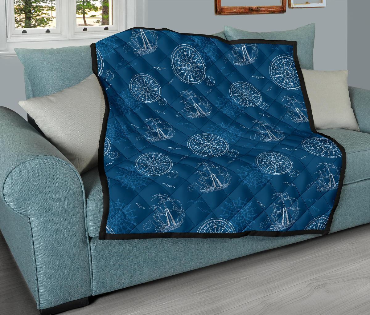 Compass Direction Pattern Print Quilt-grizzshop