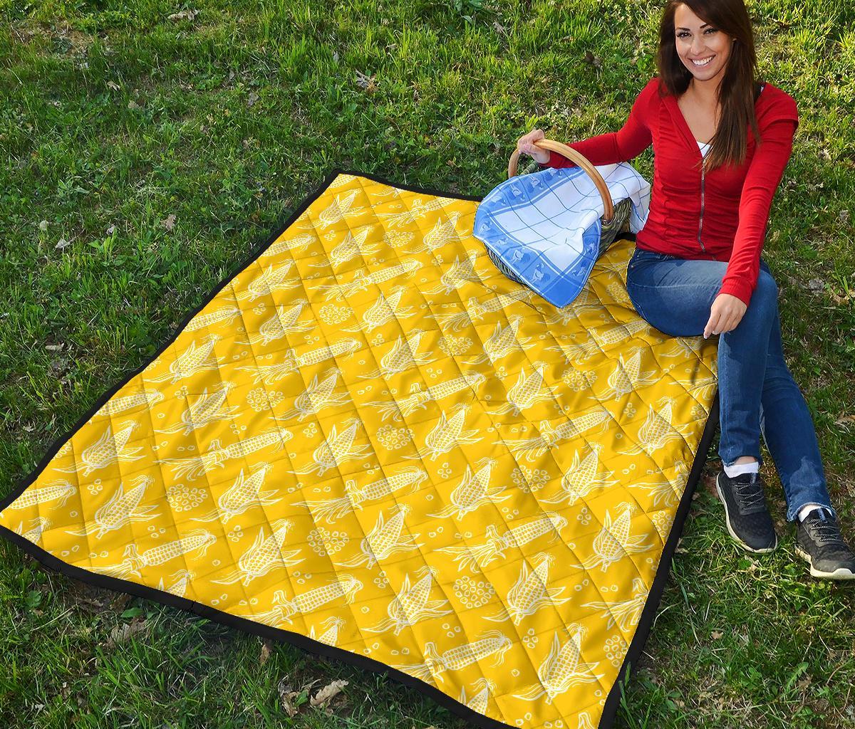 Corn Yellow Pattern Print Quilt-grizzshop