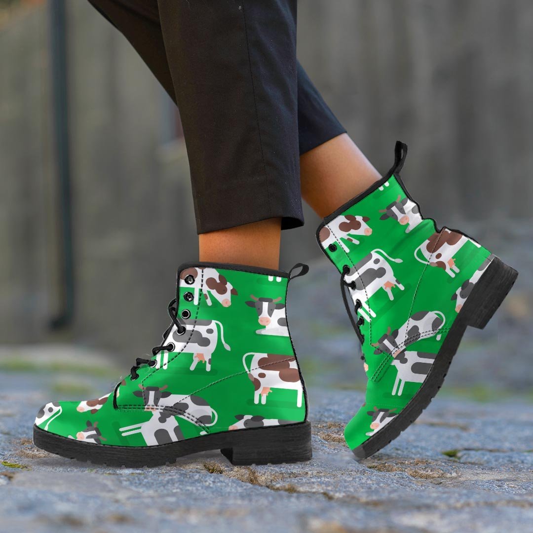 Cow In Green Grass Print Men's Boots-grizzshop