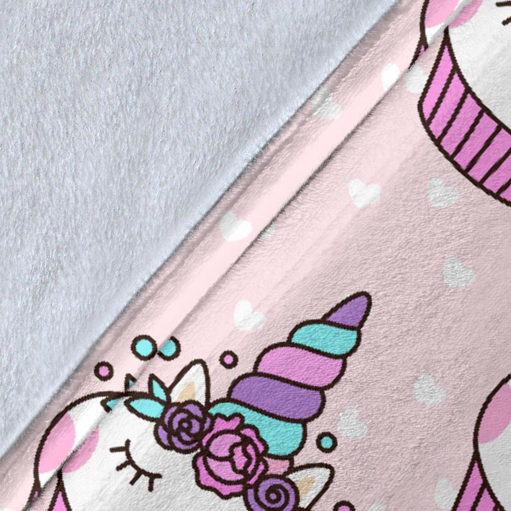 Cupcake Unicorn Pattern Print Blanket-grizzshop