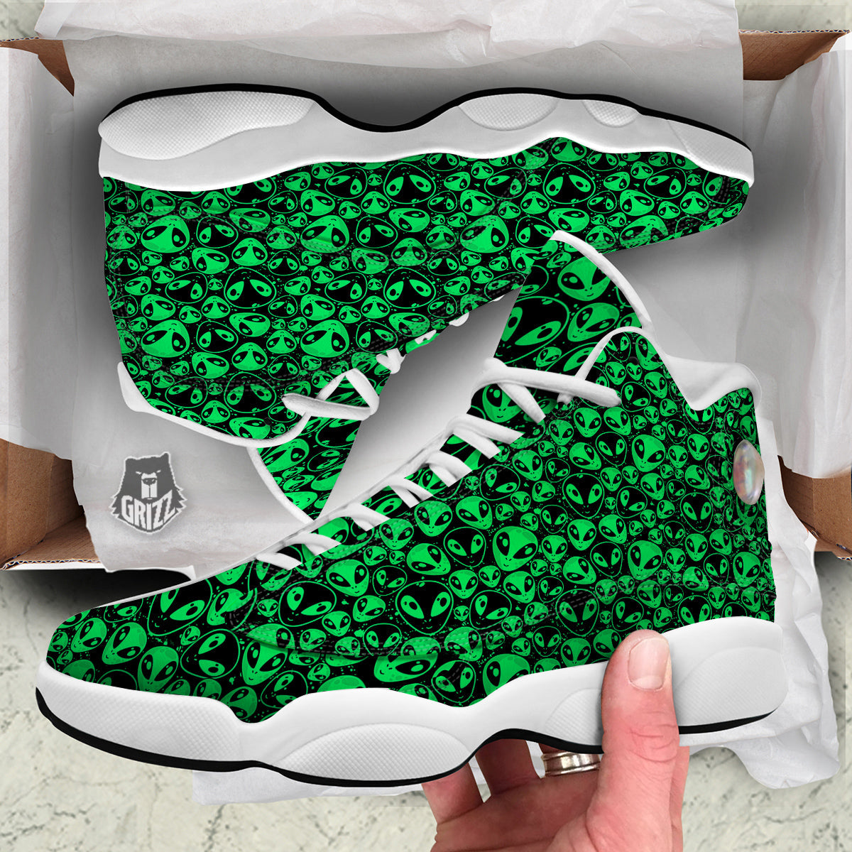 Cute Green Alien Print Pattern White Basketball Shoes-grizzshop