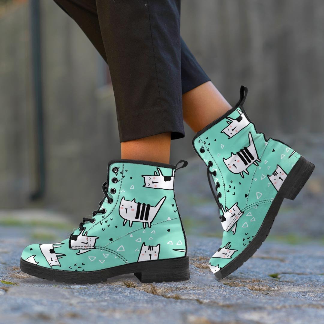 Cute Green Doodle Cat Print Men's Boots-grizzshop