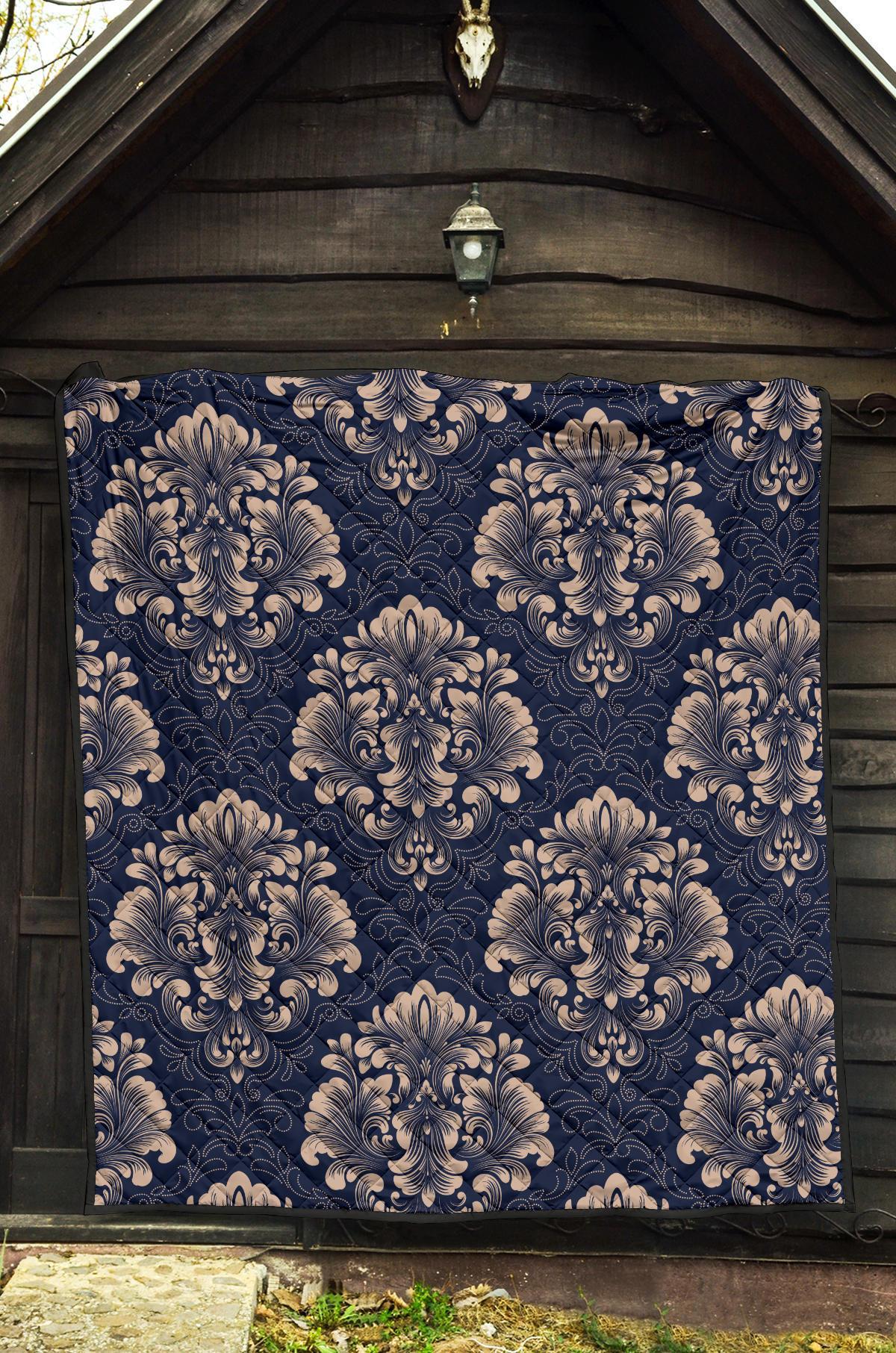 Damask Pattern Print Quilt-grizzshop