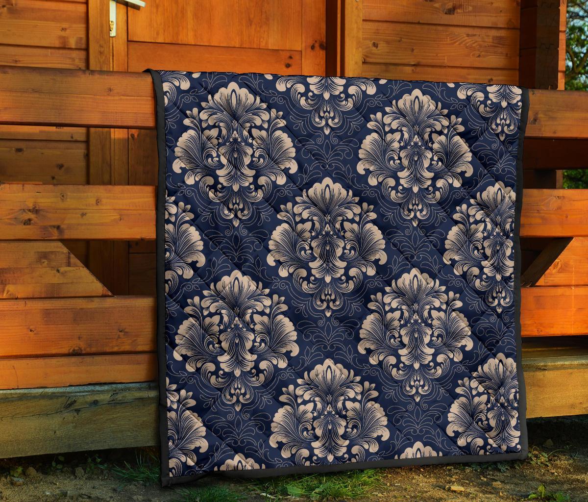Damask Pattern Print Quilt-grizzshop
