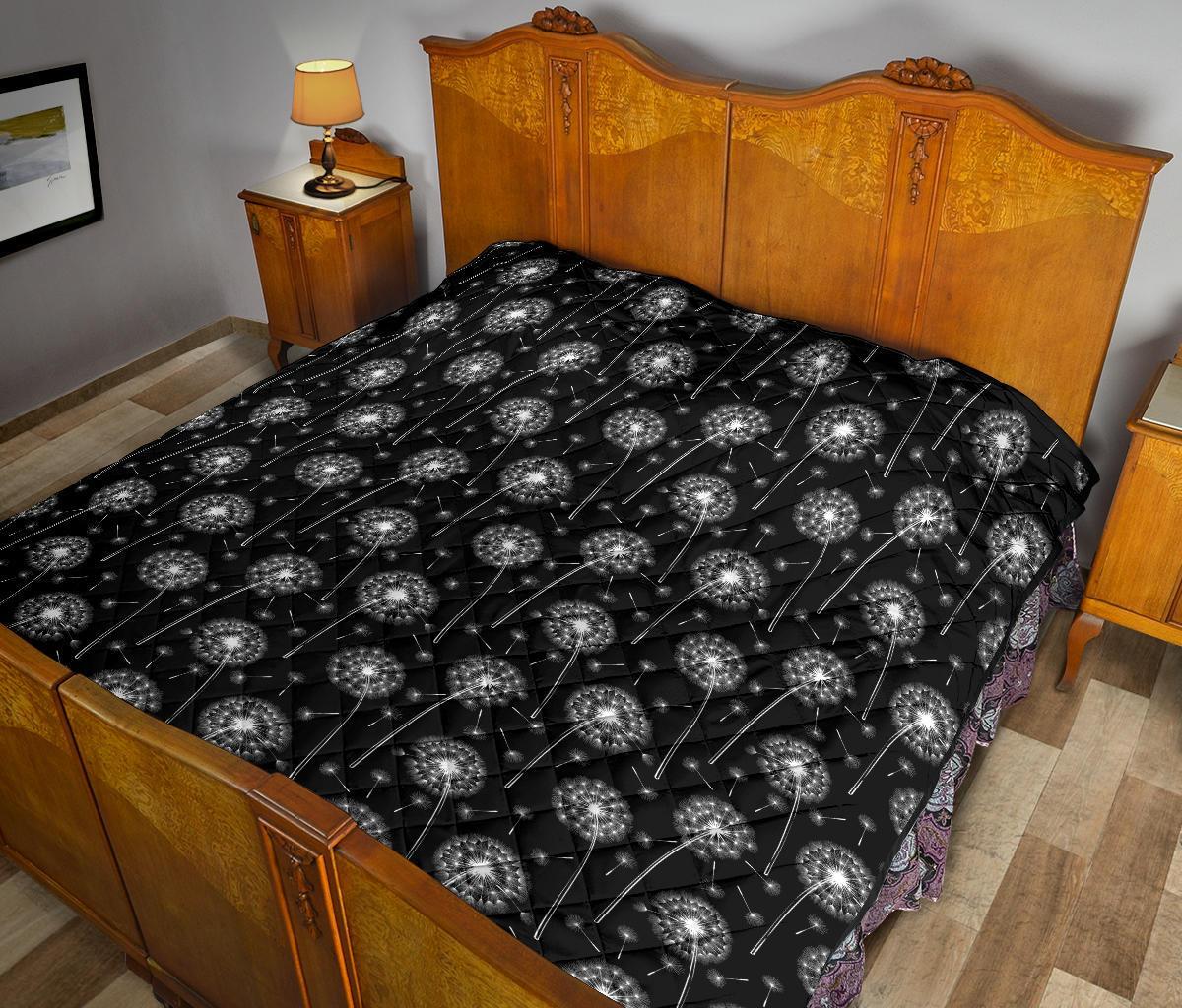 Dandelion Black Pattern Print Quilt-grizzshop