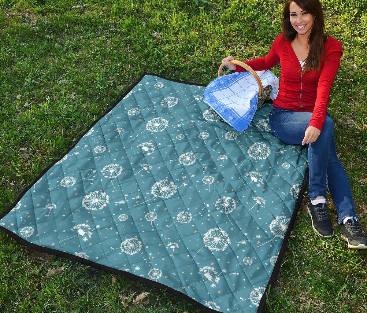 Dandelion Blue Pattern Print Quilt-grizzshop