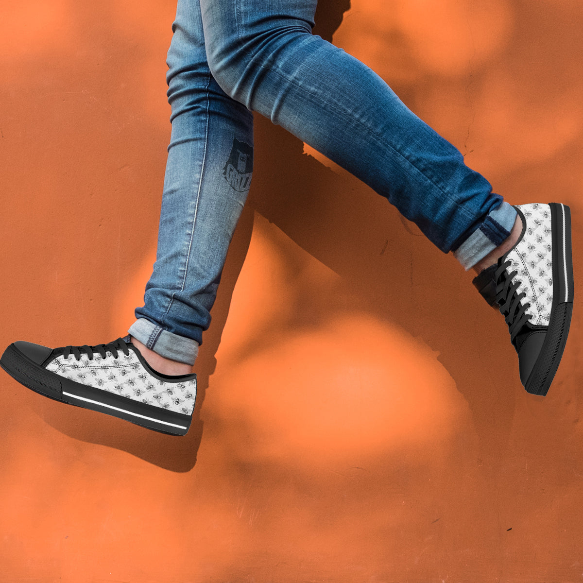 Drawing Bee Print Pattern Black Low Top Shoes-grizzshop