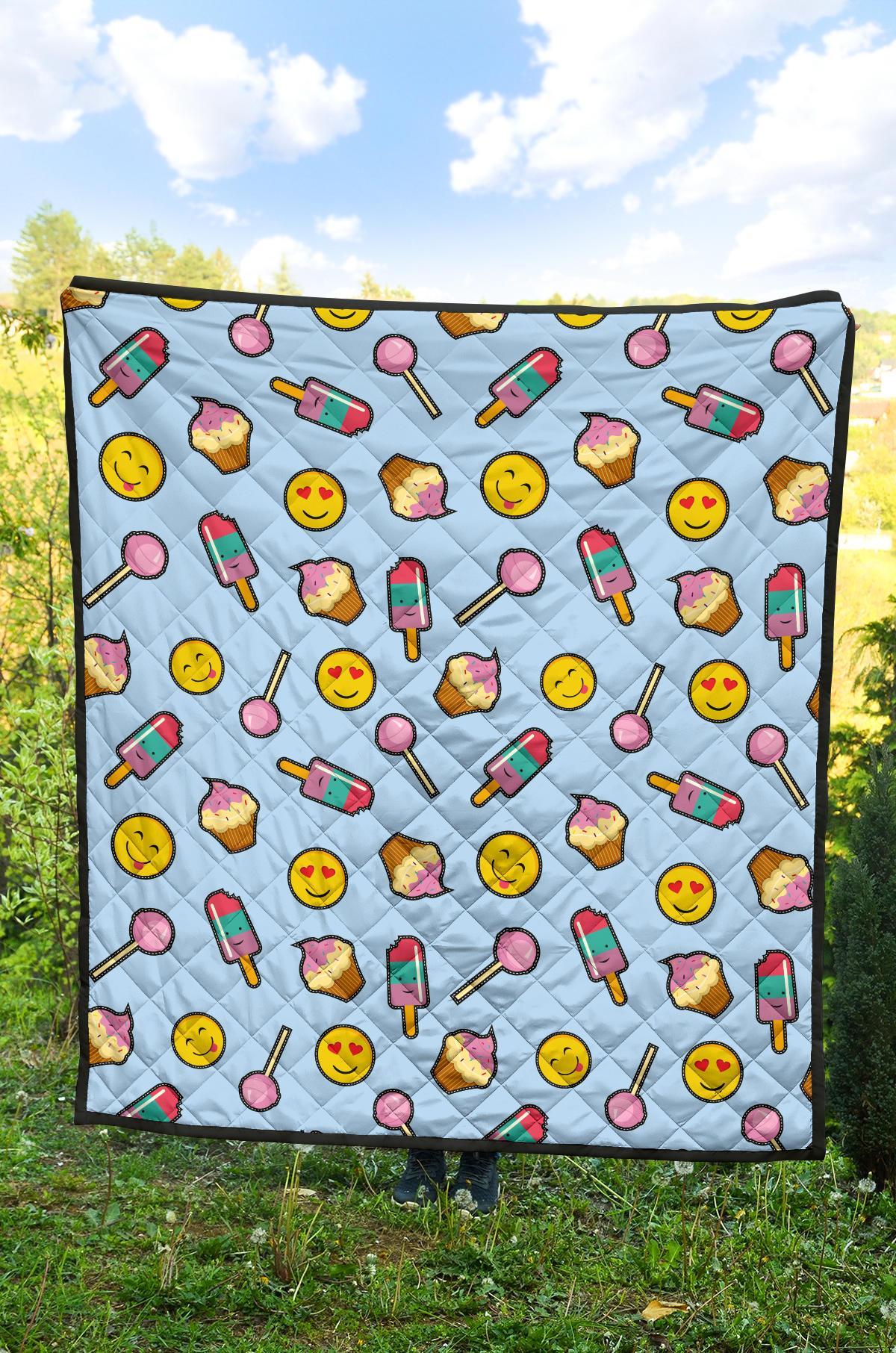 Emoji Dessert Pattern Print Quilt-grizzshop