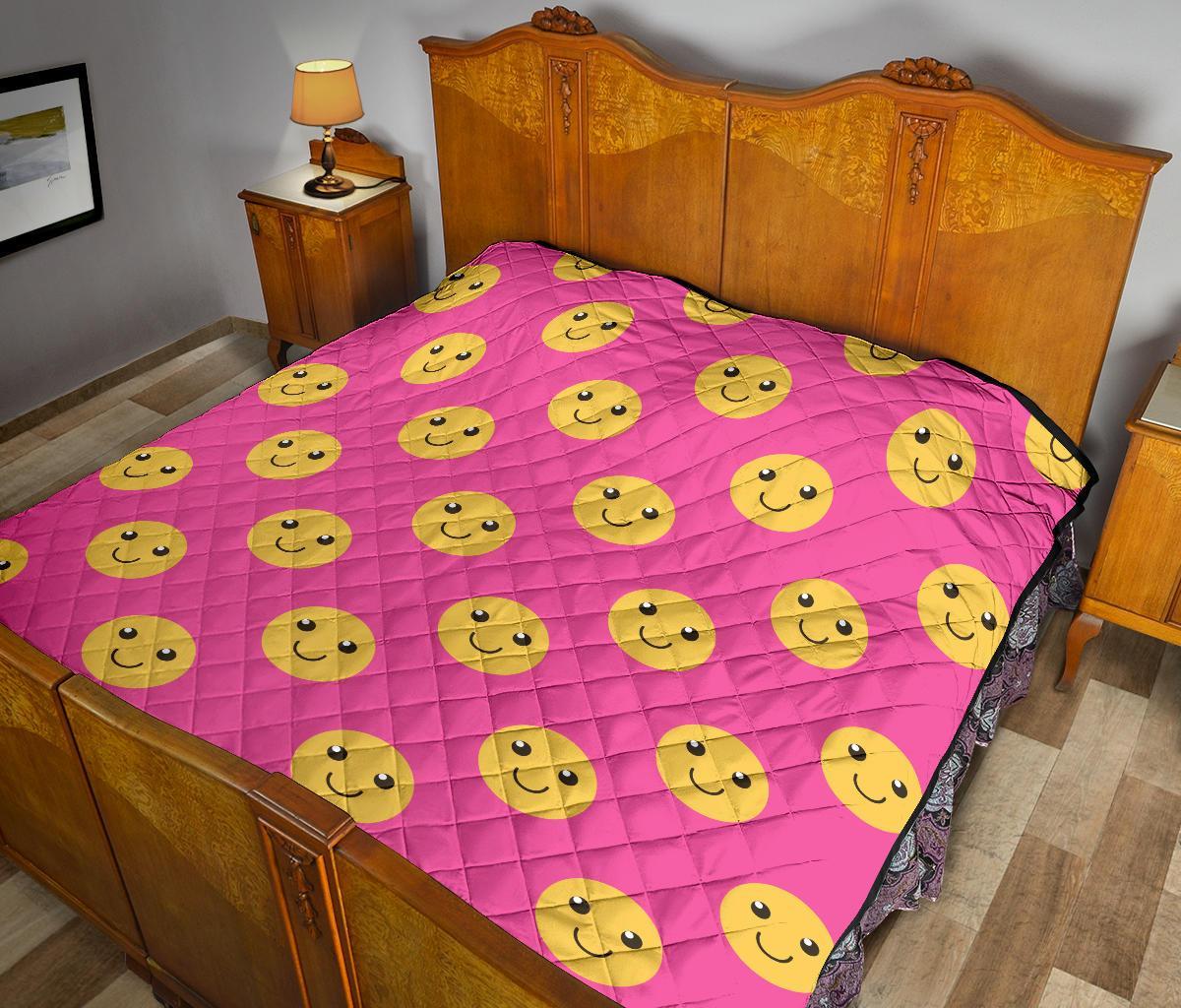 Emoji Pink Pattern Print Quilt-grizzshop