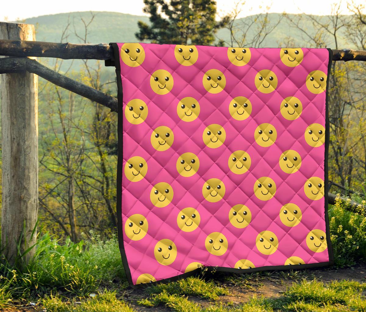 Emoji Pink Pattern Print Quilt-grizzshop
