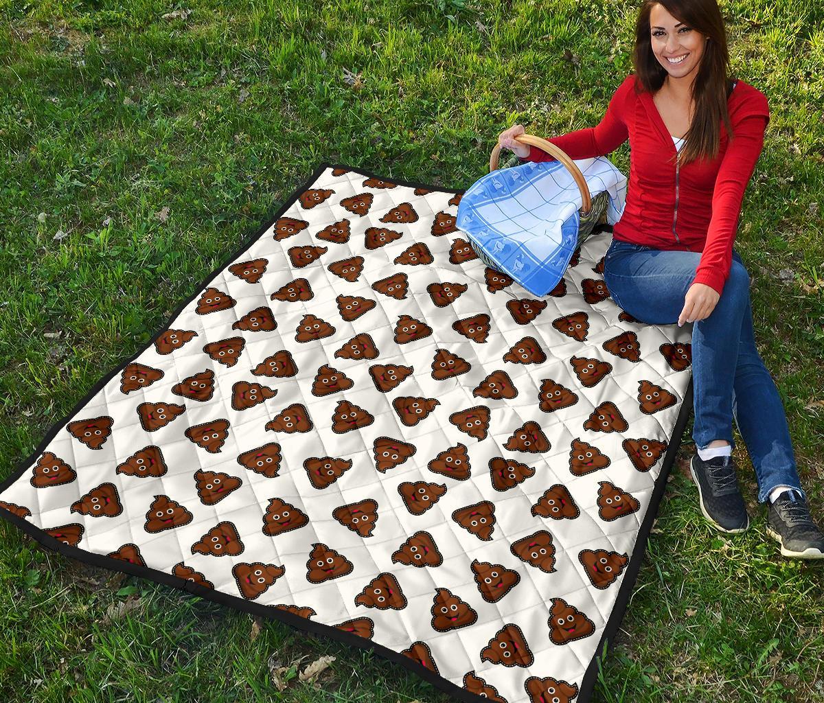 Emoji Poop Pattern Print Quilt-grizzshop