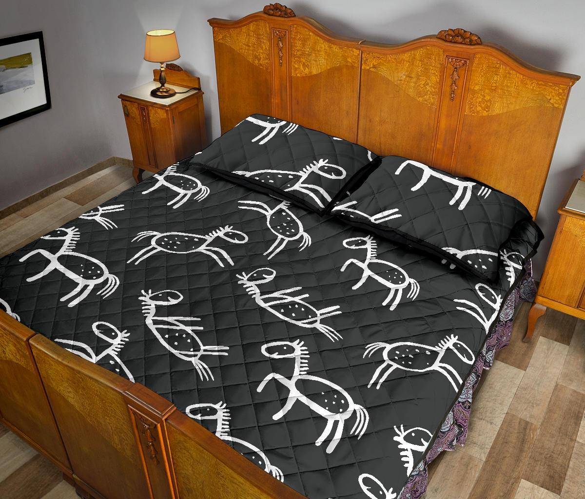 Equestrian Drawn Pattern Print Bed Set Quilt-grizzshop