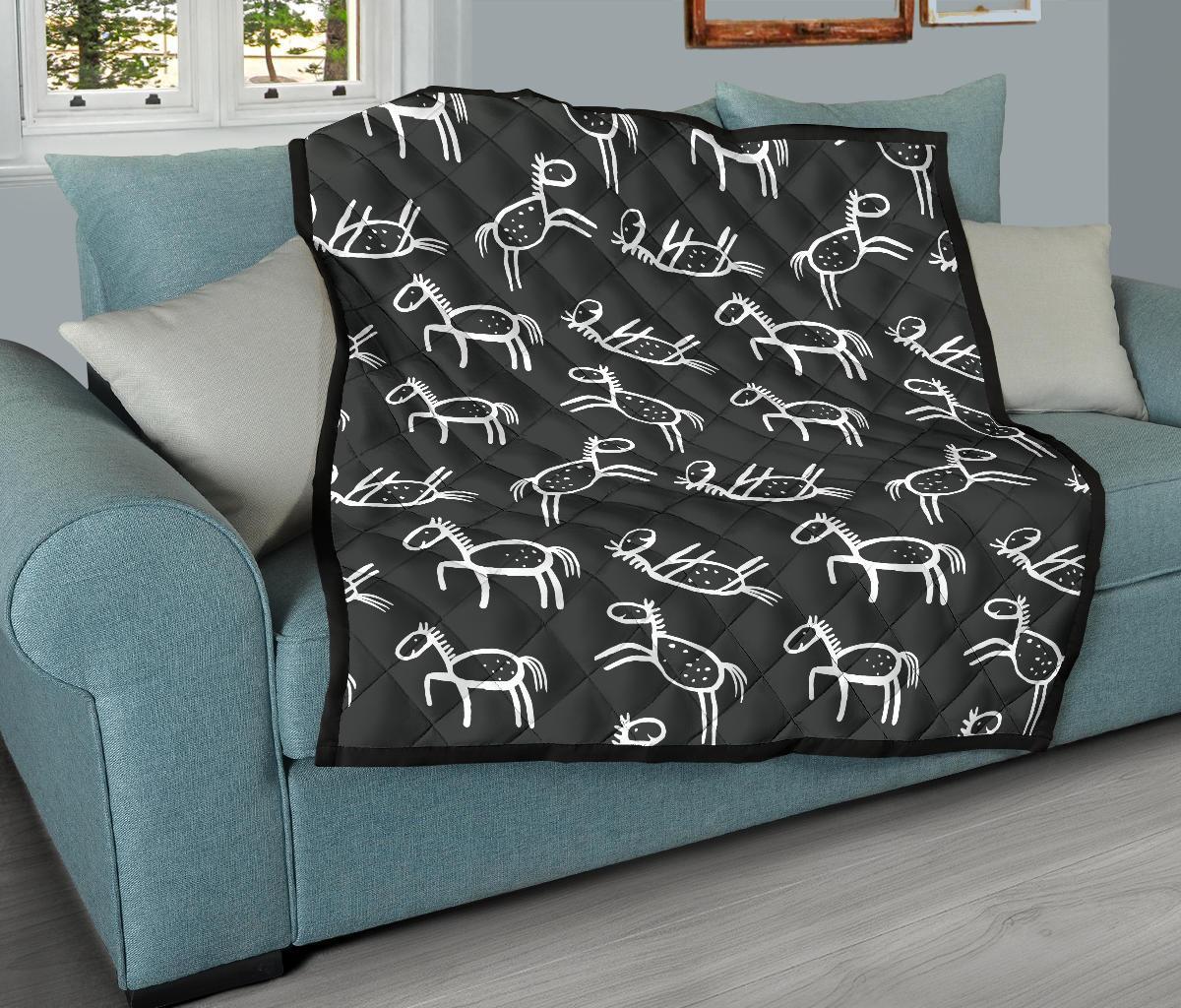 Equestrian Drawn Pattern Print Quilt-grizzshop