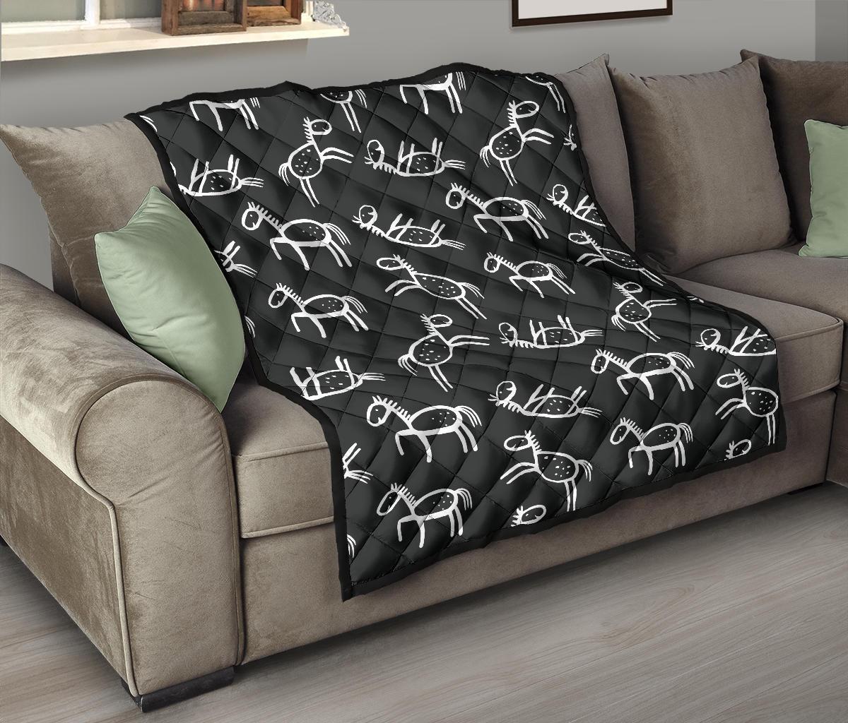 Equestrian Drawn Pattern Print Quilt-grizzshop