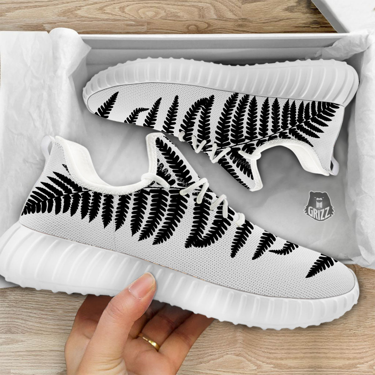 Fern Leaf White And Black Print White Walking Shoes-grizzshop