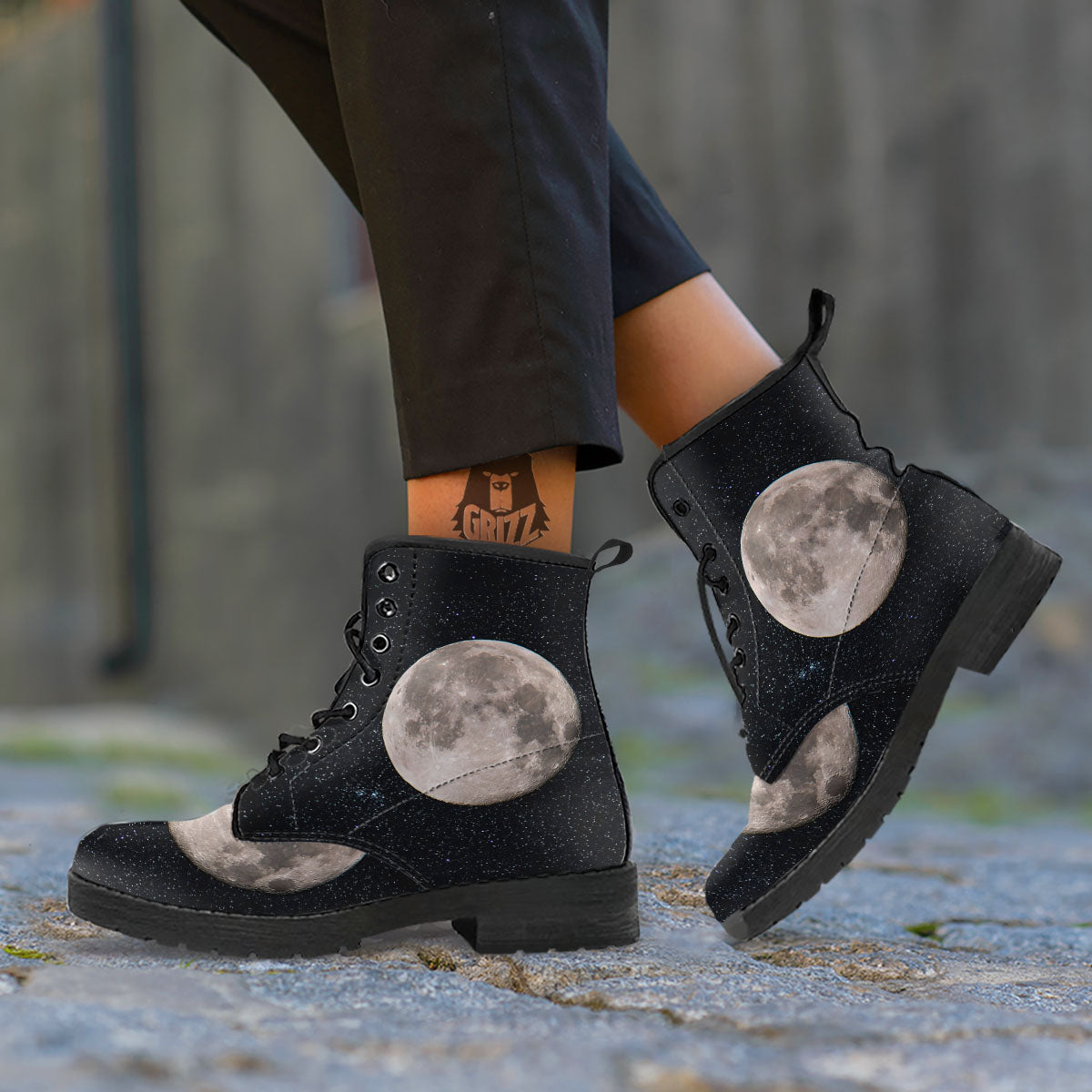 Full Moon Print Leather Boots-grizzshop