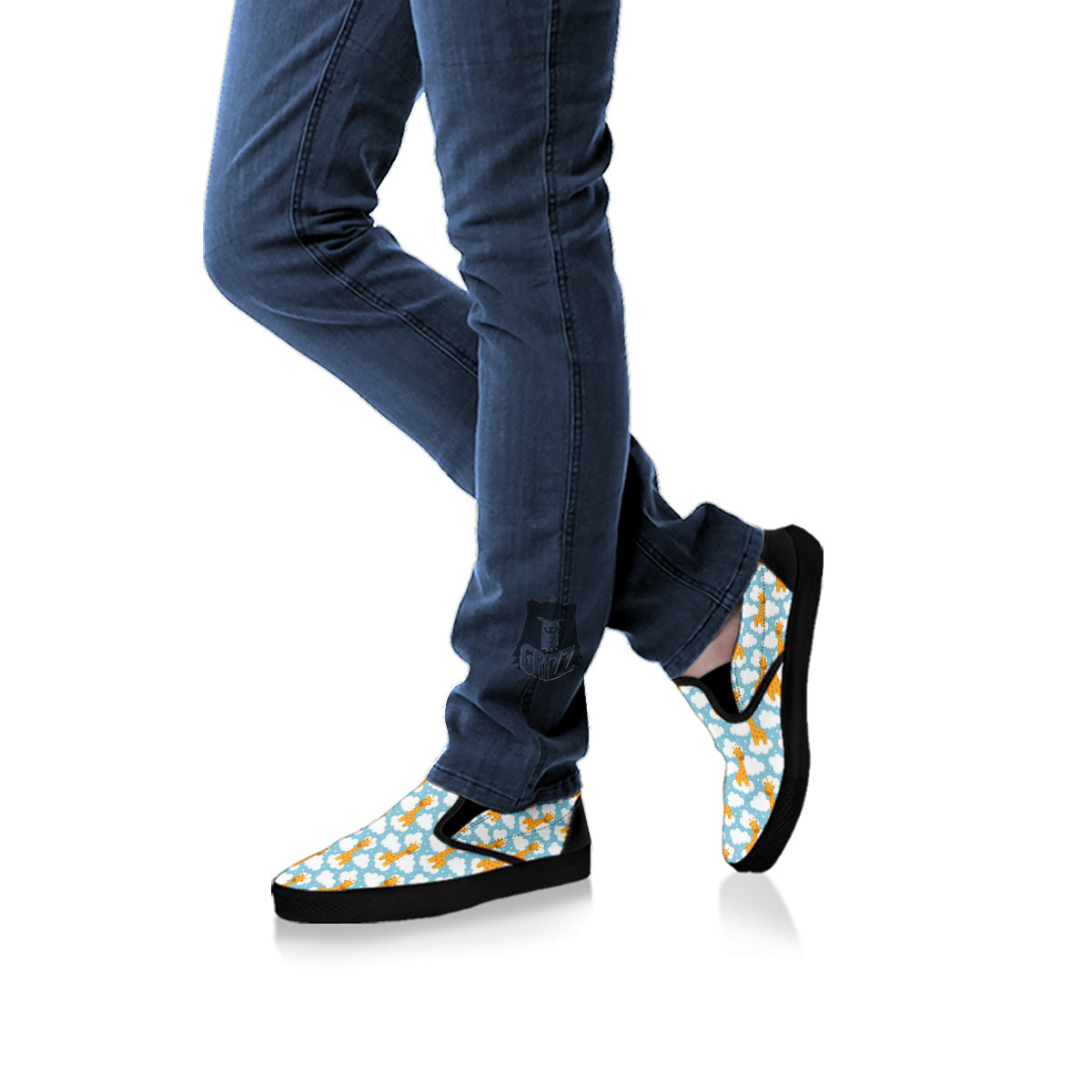 Giraffe Cute Cartoon Print Pattern Black Slip On Shoes-grizzshop