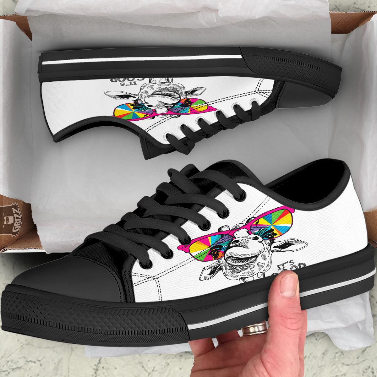 Giraffe Funny Print Black Low Top Shoes-grizzshop