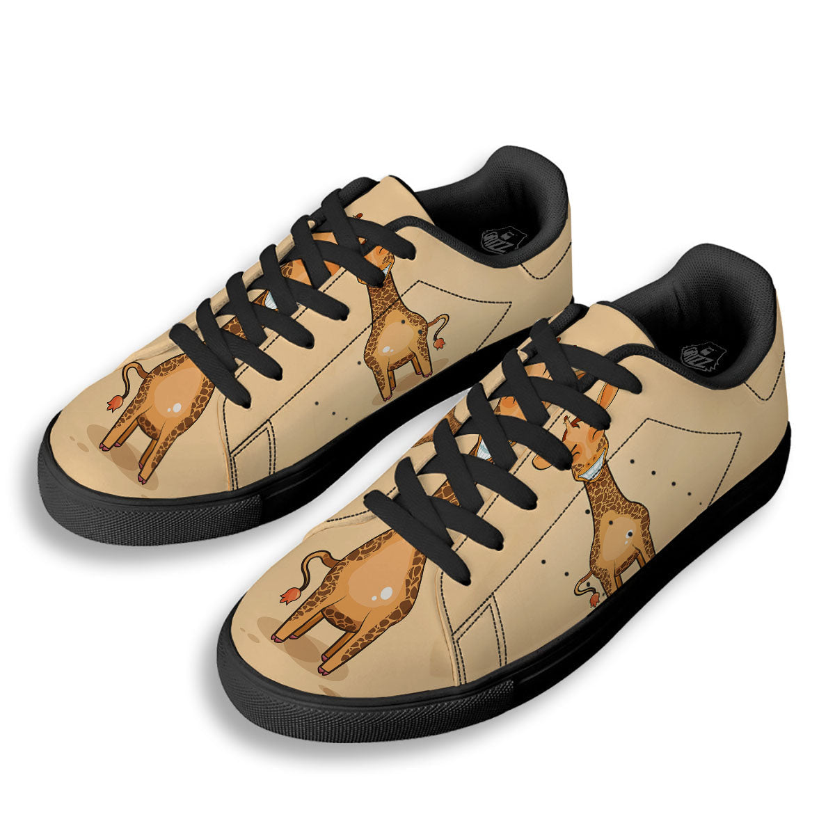 Giraffe Smiley Face Print Black Low Top Sneakers-grizzshop