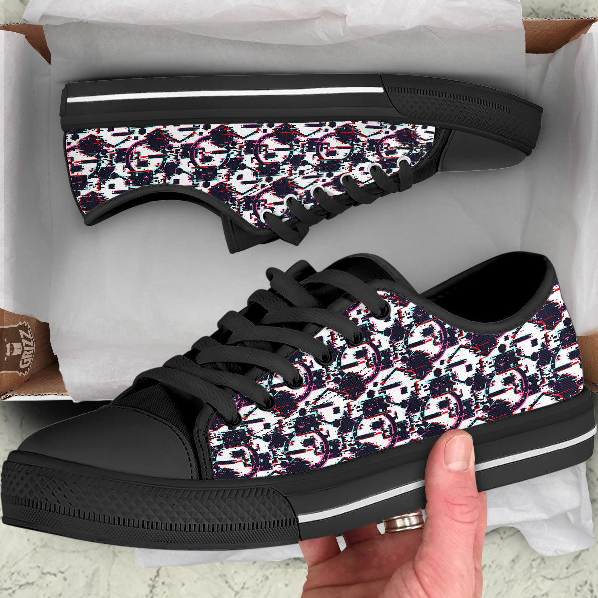 Glitch Effect Print Pattern Black Low Top Shoes-grizzshop