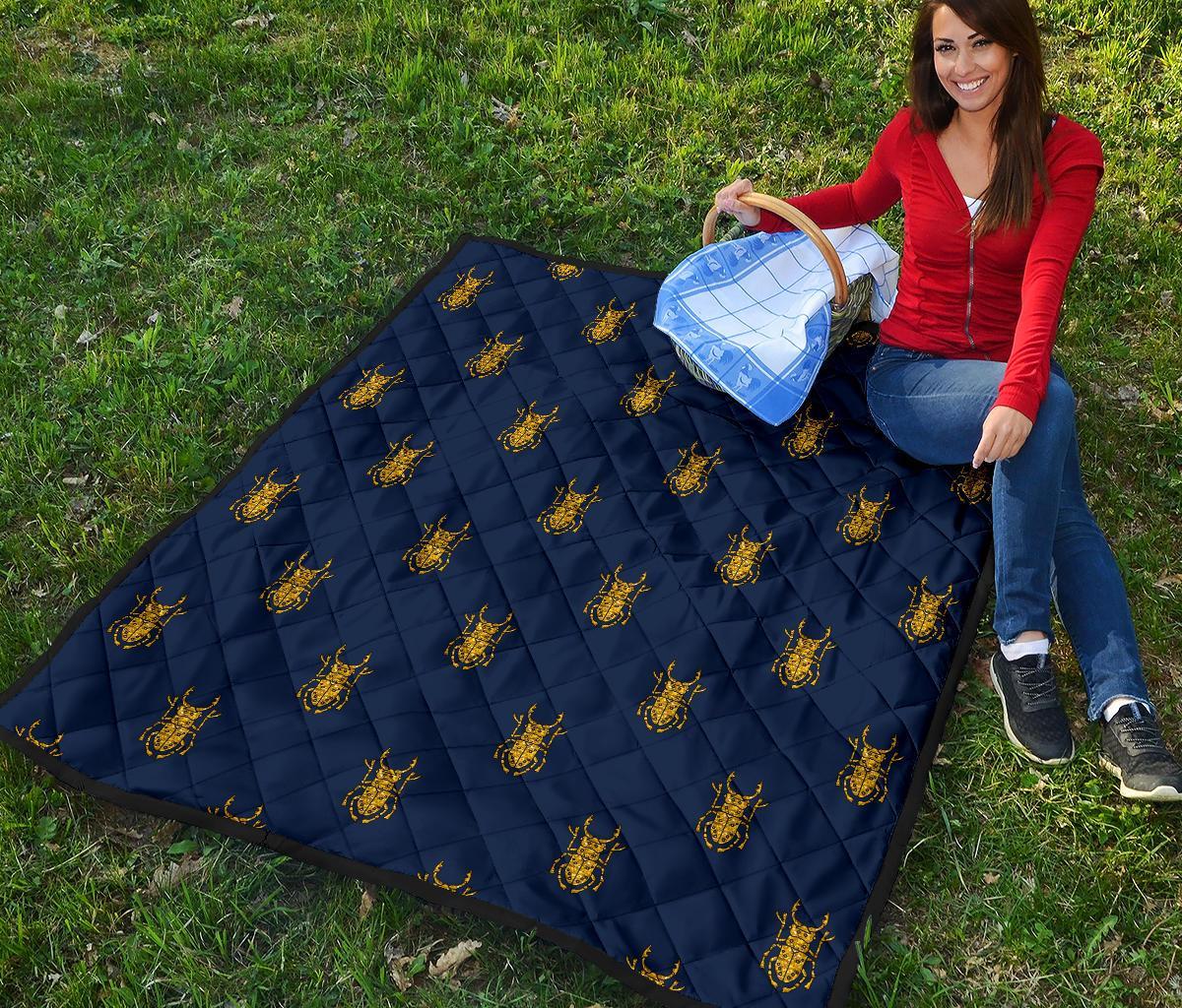 Golden Bug Pattern Print Quilt-grizzshop