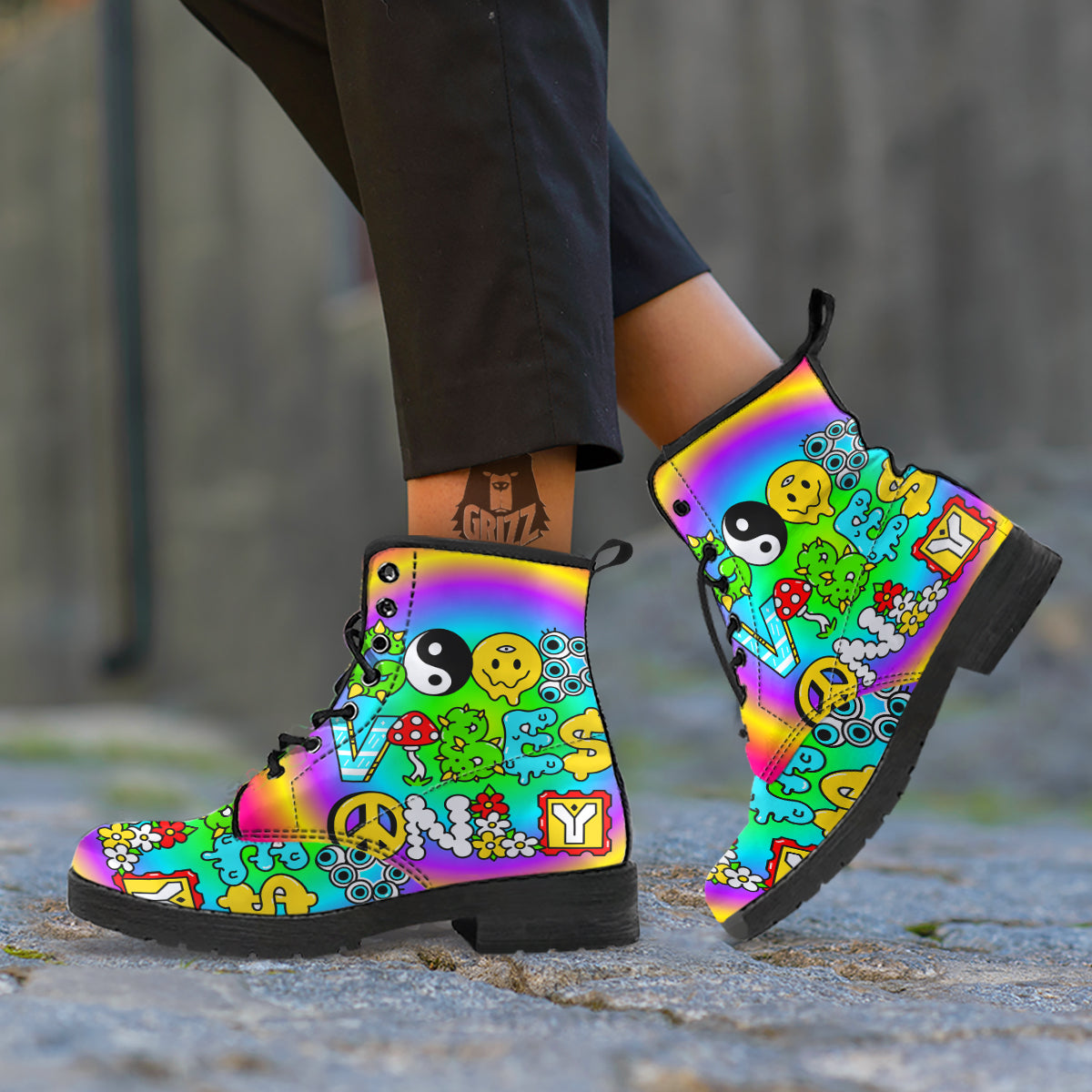 Good Vibes Only Quote Trippy Psychedelic Print Leather Boots-grizzshop