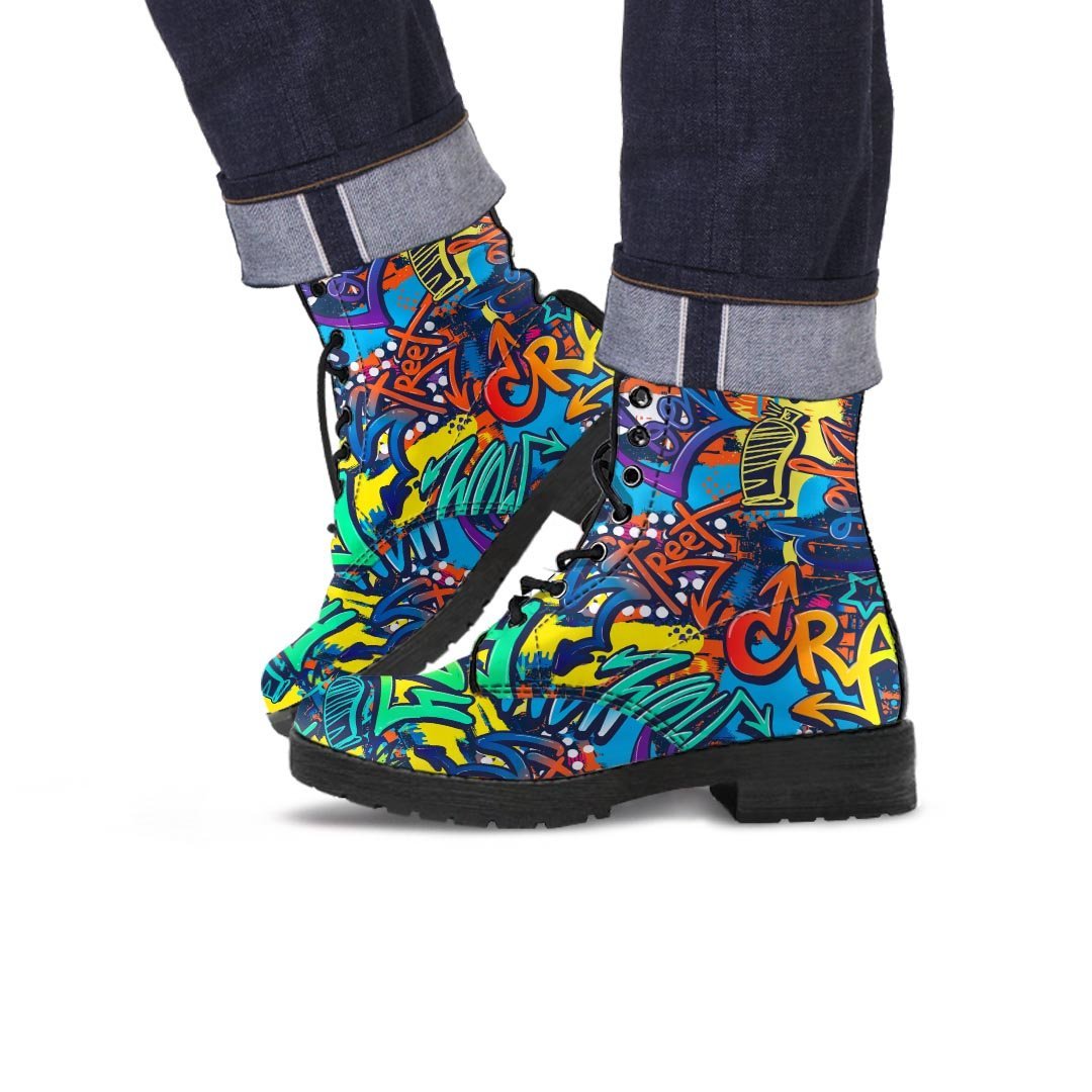 Graffiti Backdrop Print Men's Boots-grizzshop