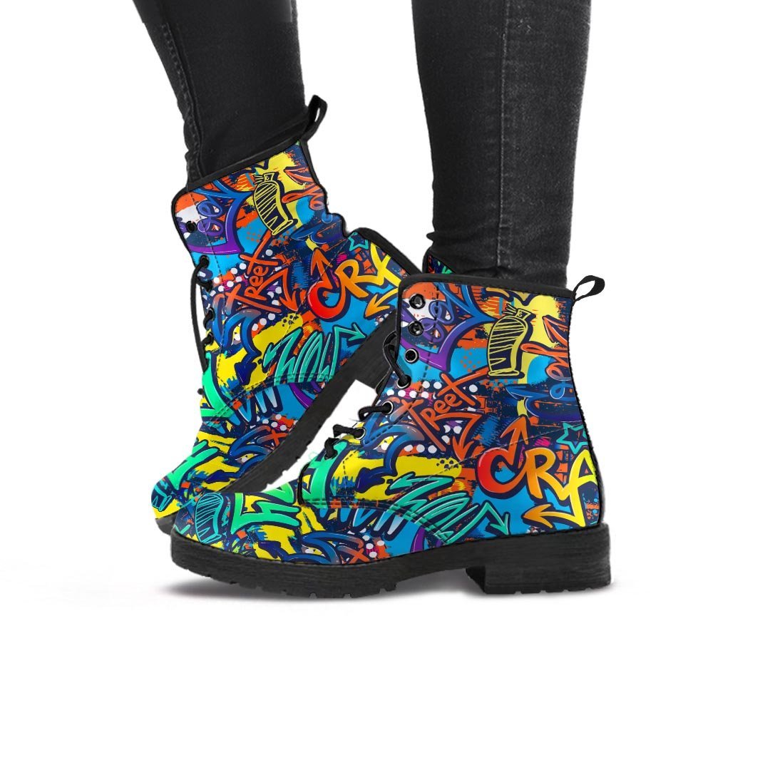 Graffiti Backdrop Print Women's Boots-grizzshop