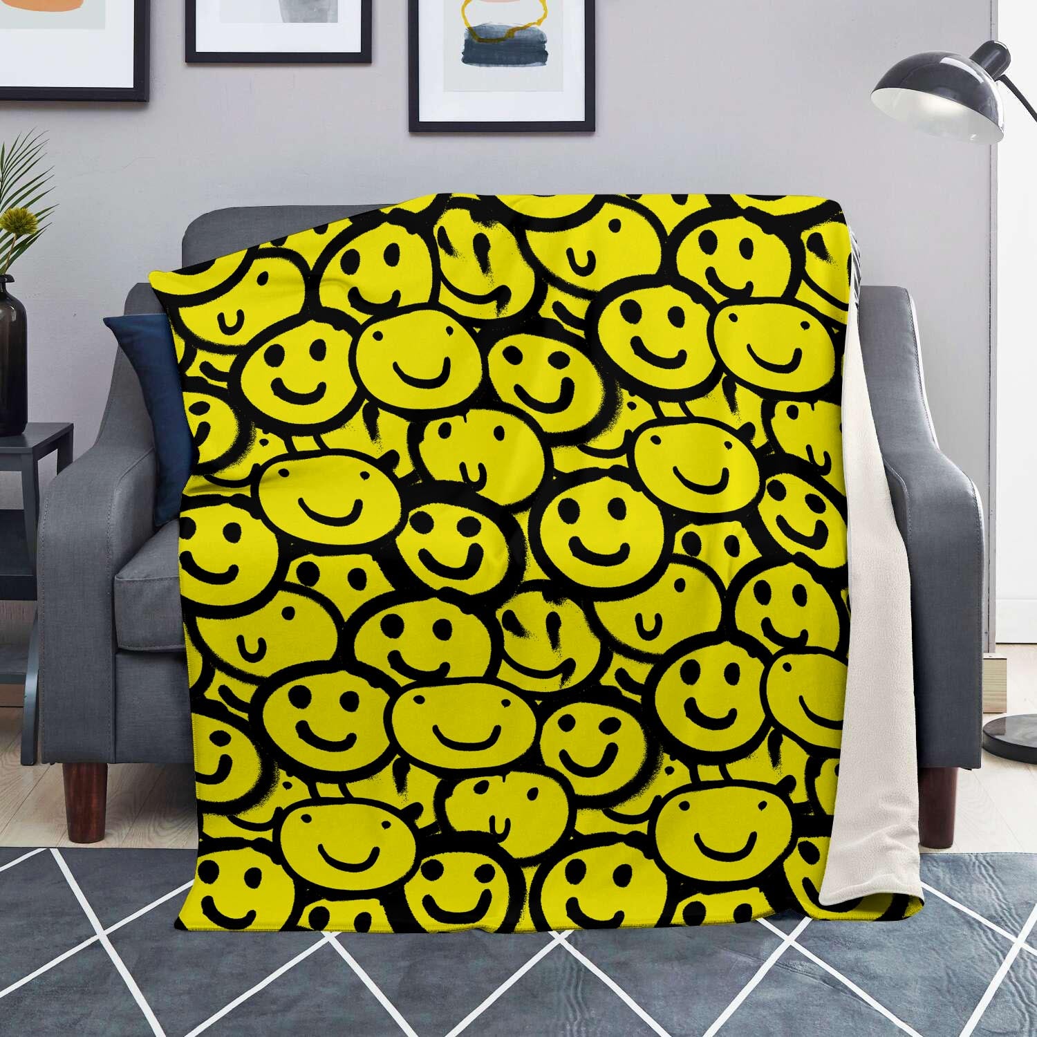 Graffiti Happy Emoji Print Blanket-grizzshop