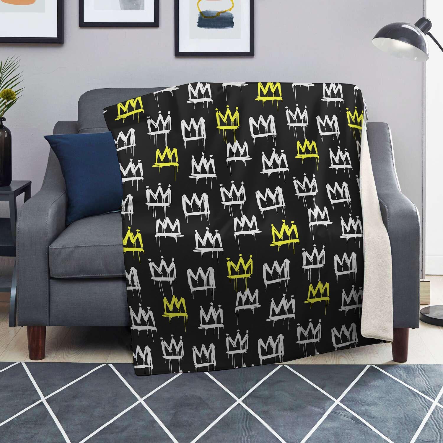 Graffiti Hiphop White And Yellow Crown Print Blanket-grizzshop