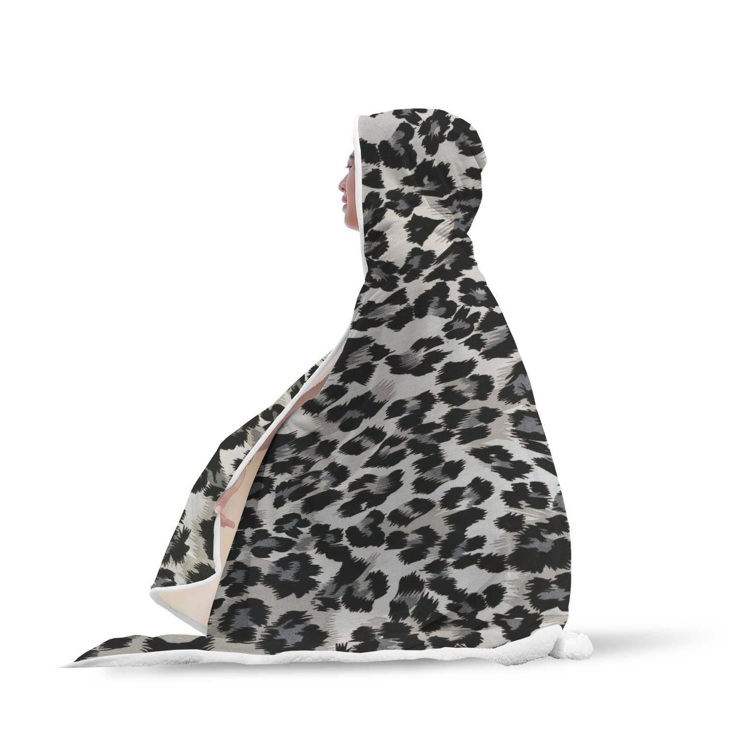 Gray Cheetah Leopard Pattern Print Hooded Blanket-grizzshop