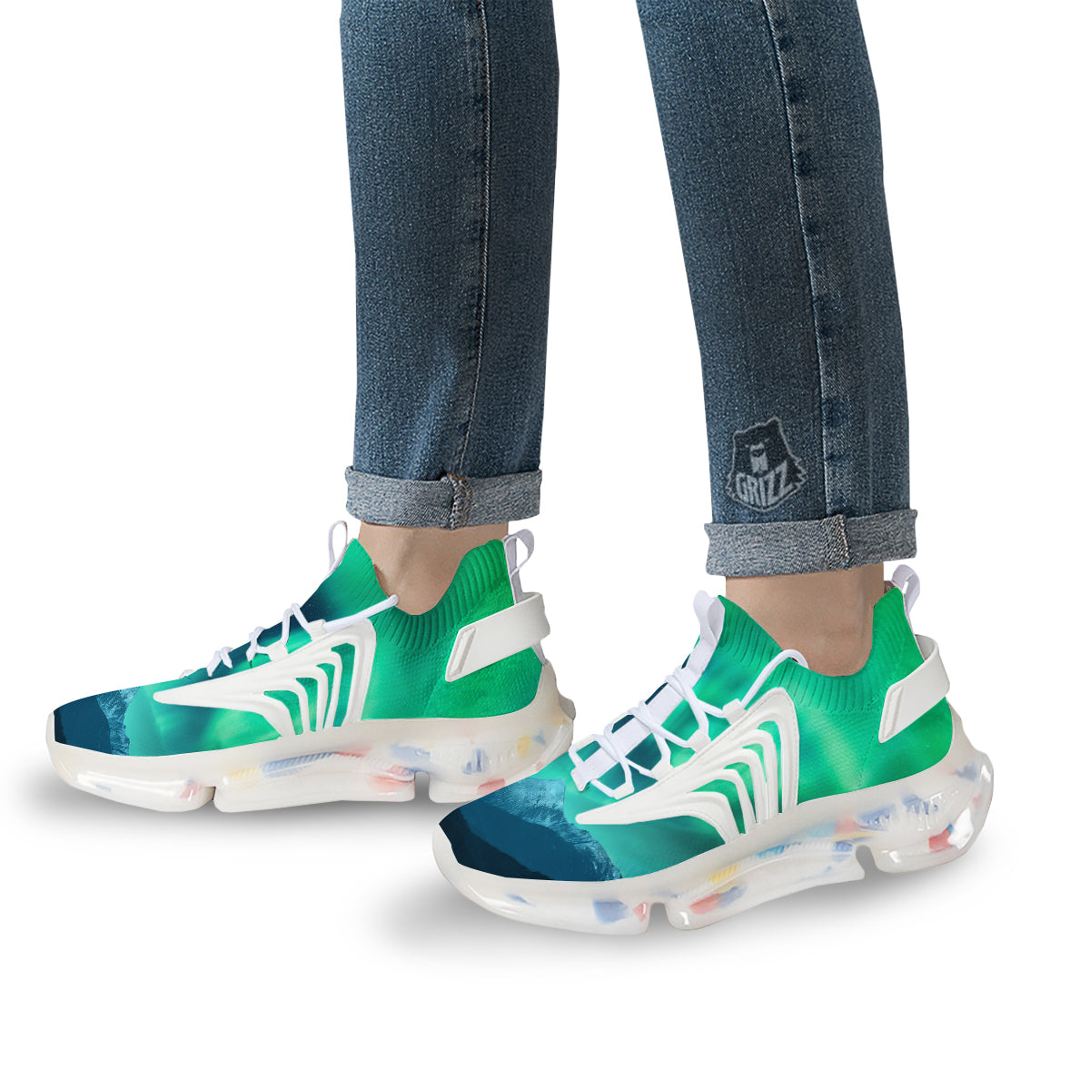 Green Northern Lights And Snowy Mountains Print White Gym Shoes-grizzshop