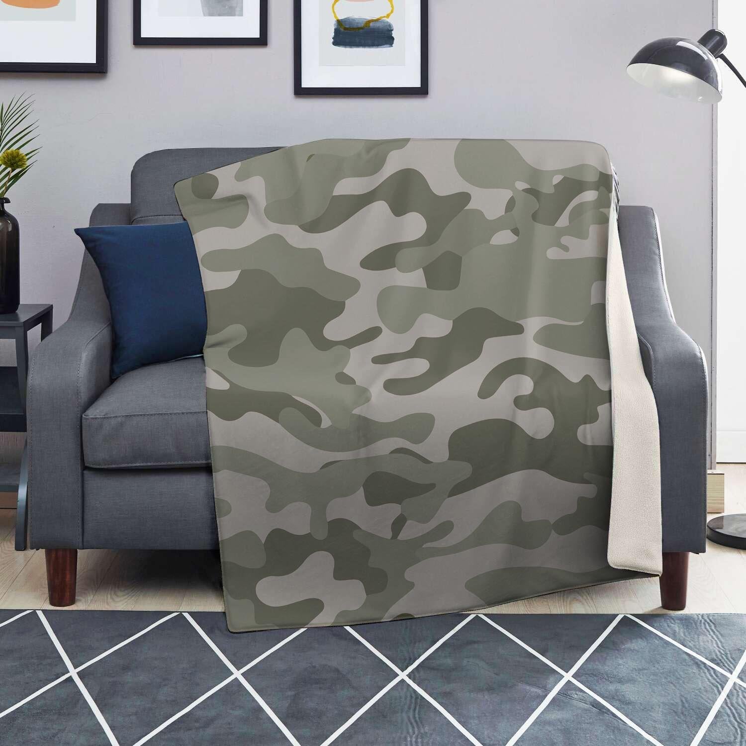 Grey And Green Camouflage Print Blanket-grizzshop