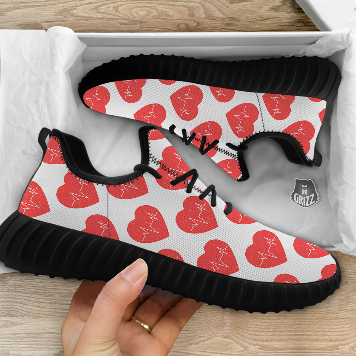 Heartbeat Red Print Pattern Black Walking Shoes-grizzshop