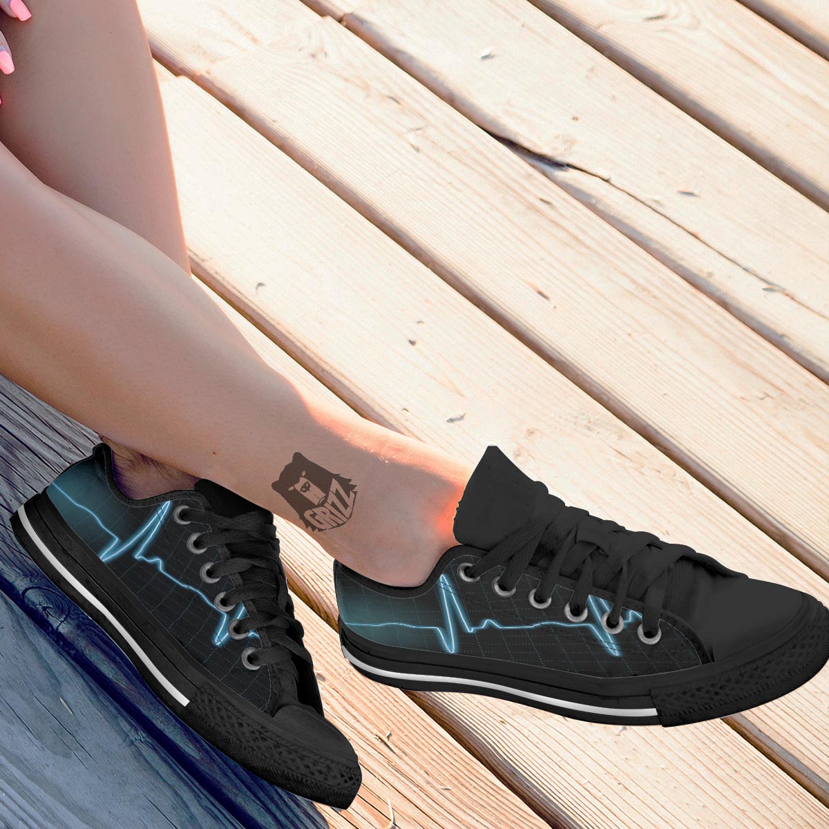 Heartbeat Teal Print Black Low Top Shoes-grizzshop