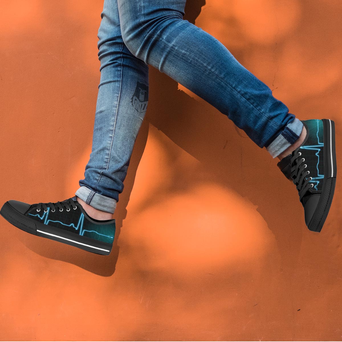 Heartbeat Teal Print Black Low Top Shoes-grizzshop